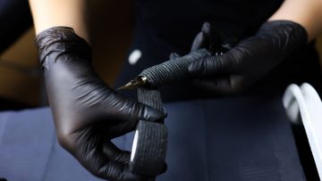 Tout savoir sur la durée de vie d’un tatouage : est-ce vraiment permanent ?